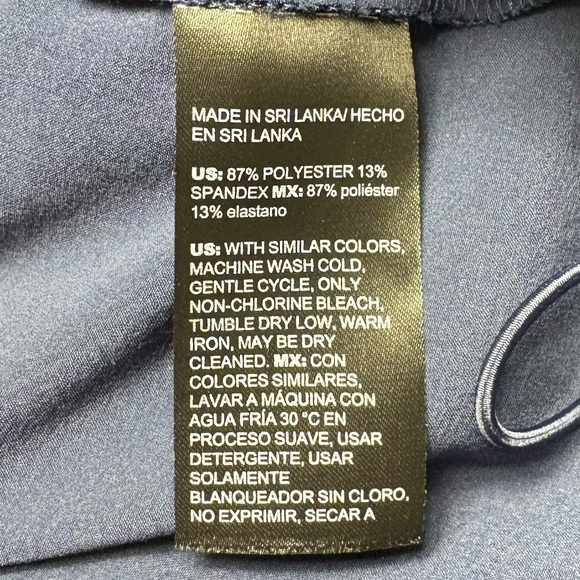 Chicos Full Zip Striped UPF Neema Jacket Size 20 Blue Lightweight Activewear - Picture 13 of 13